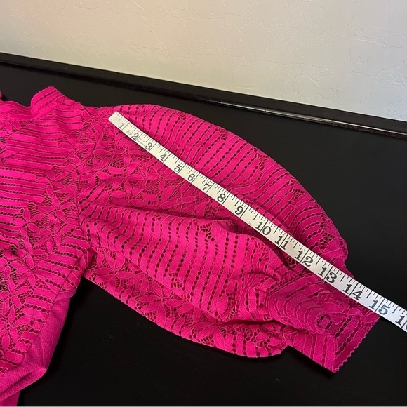 Valentine fuchsia pink backless lace crop top with wraparound sash, size L - Picture 10 of 16